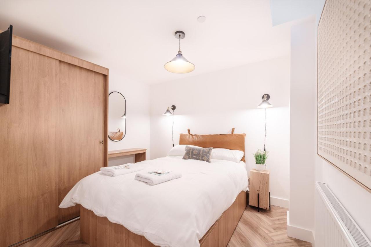 Royal House Stylish Apartments - 체스터 외부 사진