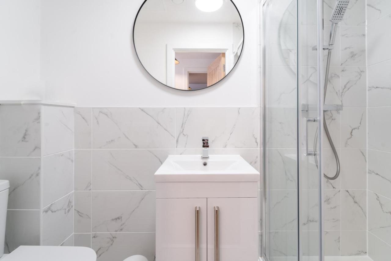 Royal House Stylish Apartments - 체스터 외부 사진