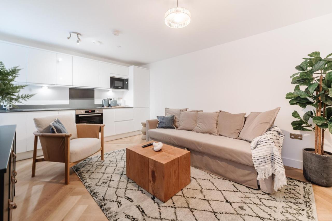 Royal House Stylish Apartments - 체스터 외부 사진