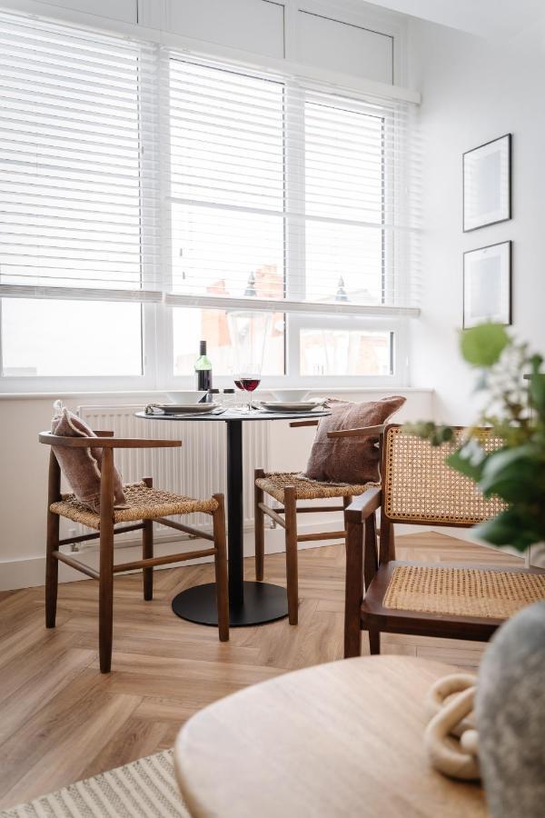 Royal House Stylish Apartments - 체스터 외부 사진