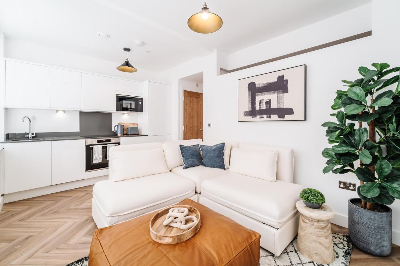 Royal House Stylish Apartments - 체스터 외부 사진
