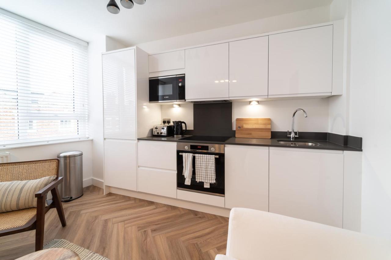 Royal House Stylish Apartments - 체스터 외부 사진