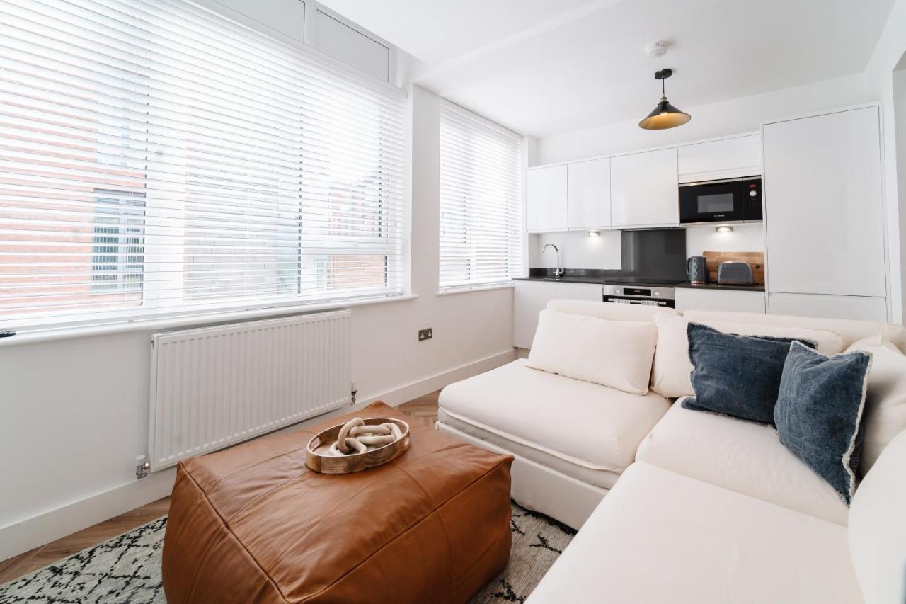 Royal House Stylish Apartments - 체스터 외부 사진