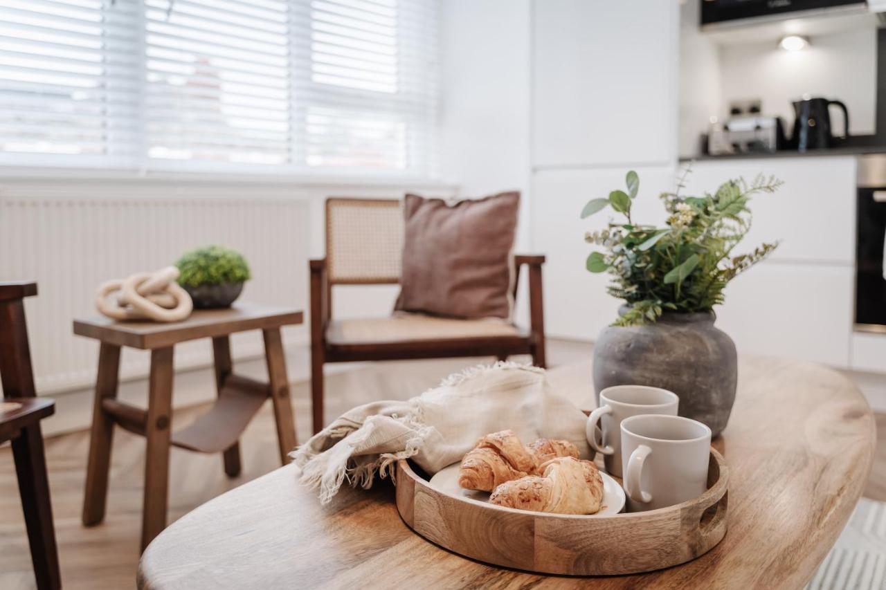 Royal House Stylish Apartments - 체스터 외부 사진