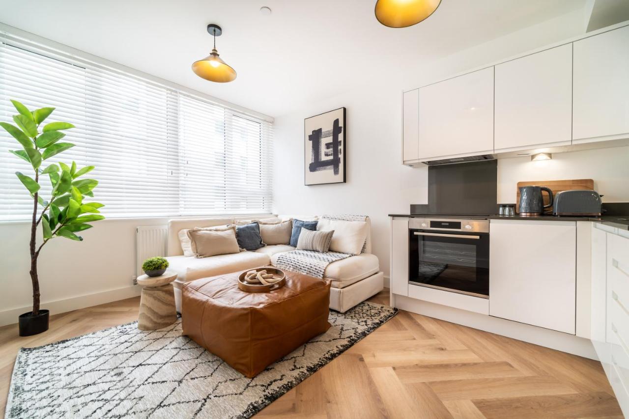 Royal House Stylish Apartments - 체스터 외부 사진
